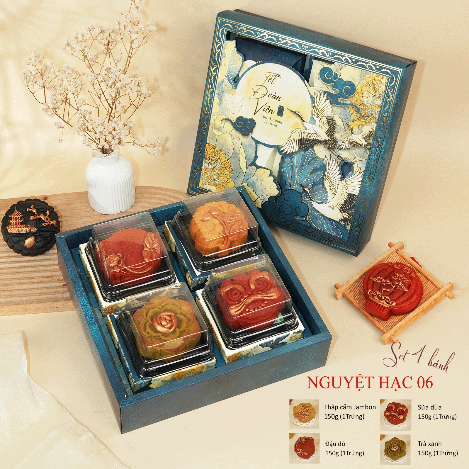 [Bánh Handmade - HSD 20 Ngày] Hộp Quà Trung Thu Hoa Nổi Hiện Đại, Ít Ngọt, Nguyệt Hạc 4B Cao Cấp DL0081