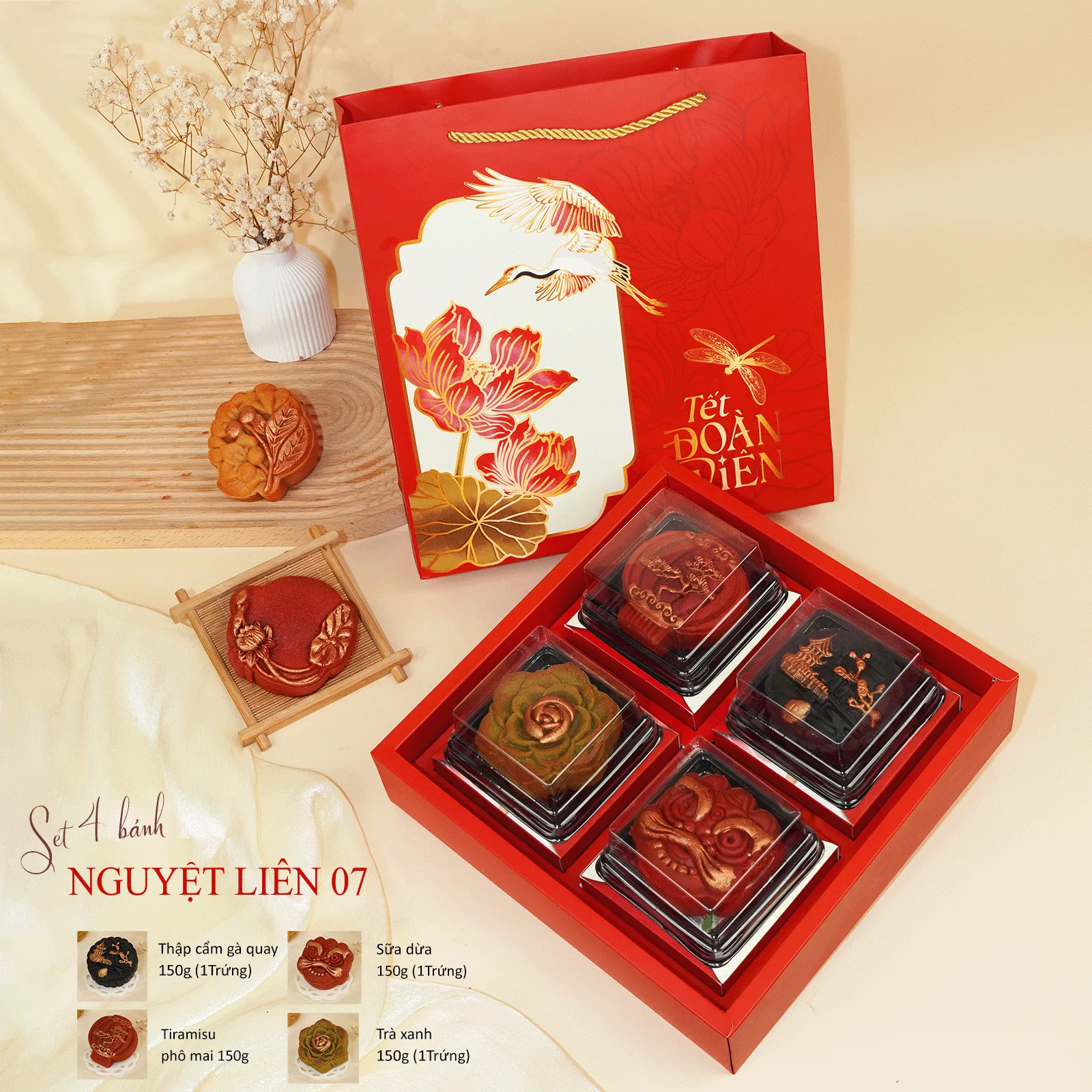 [Bánh Handmade - HSD 20 Ngày] Set Quà Trung Thu Nguyệt Liên 4B, Hoa Nổi Hiện Đại, Giảm Ngọt DL0080